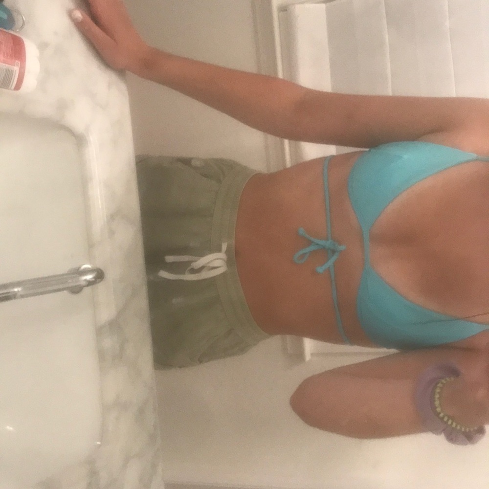 Citrine bikini top never worn- great condition.